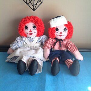 Vintage Raggedy Ann and Andy Plush Decorative Dolls
